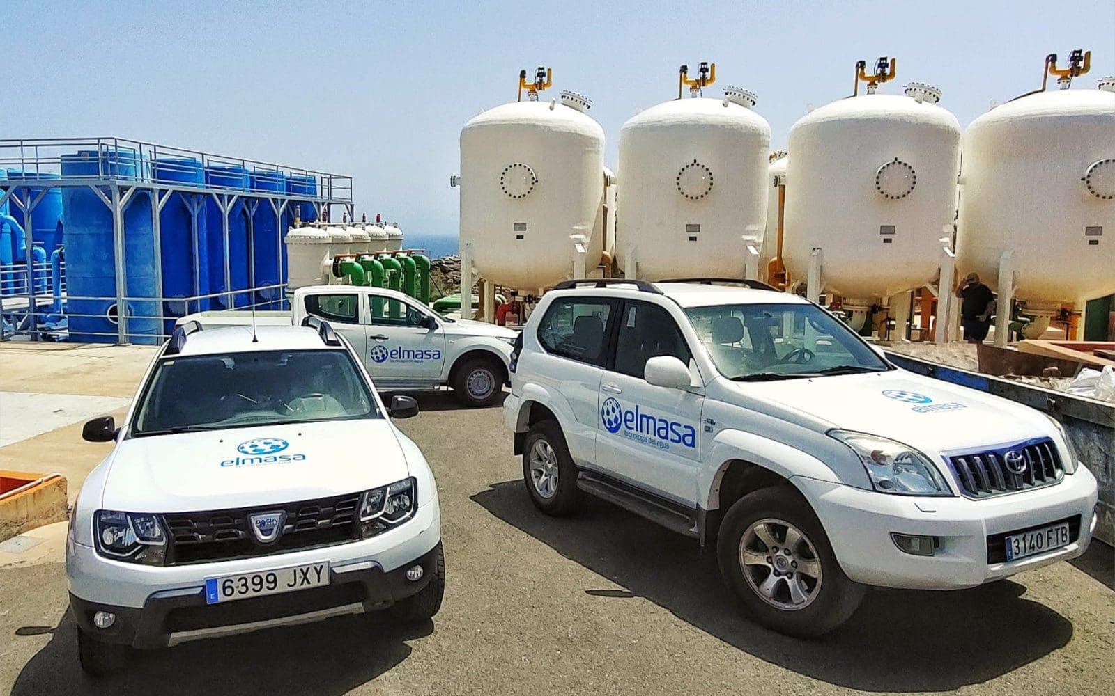 Vehículos de elmasa rotulados con la nueva imagen corporativa